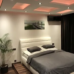 Appartement Lupacova, Praag